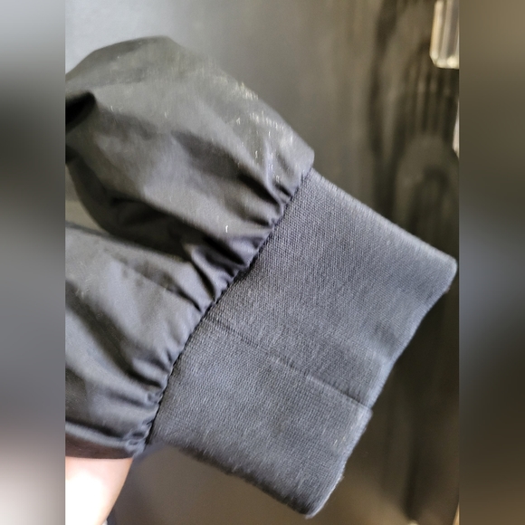 Nike The Wind Runner Black and White Jacket Size M Big Boys - Picture 6 of 13